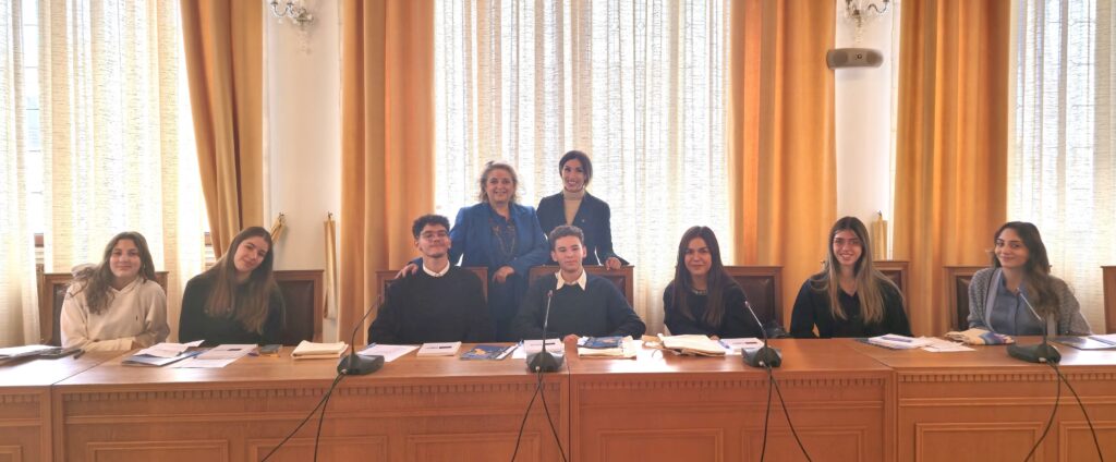 Χαιρετισμός στην Προσομοίωση Ολομέλειας του Ευρωπαϊκού Κοινοβουλίου – EUROPAS TEENS 2024